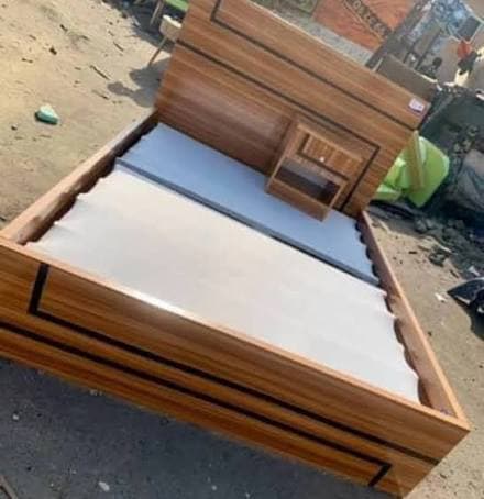 Brand new 6/6 bedframe